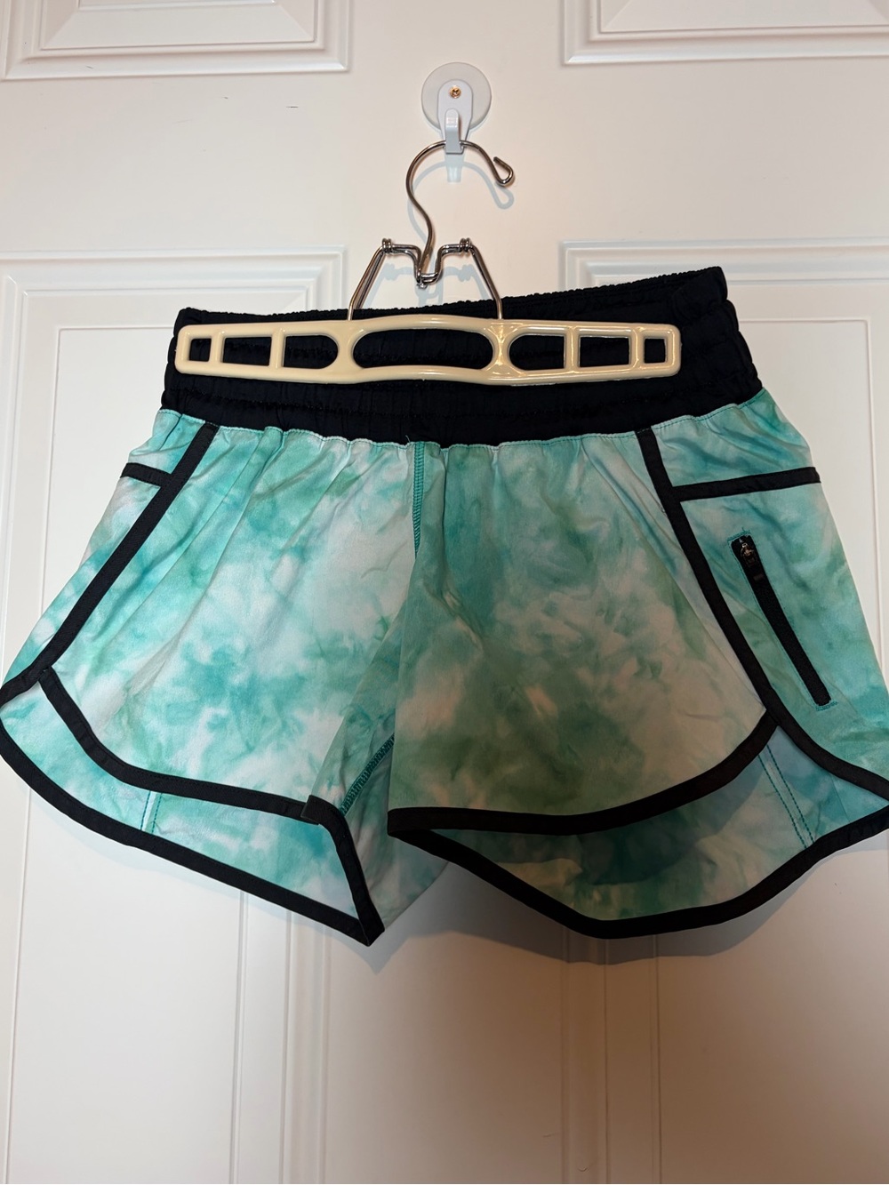 Lululemon Tracker Short II (*2-way Stretch) 4" inseam
